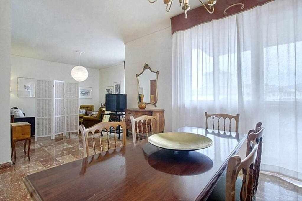 Frati Bigi With Two Bedrooms And Parking 佛罗伦萨 外观 照片