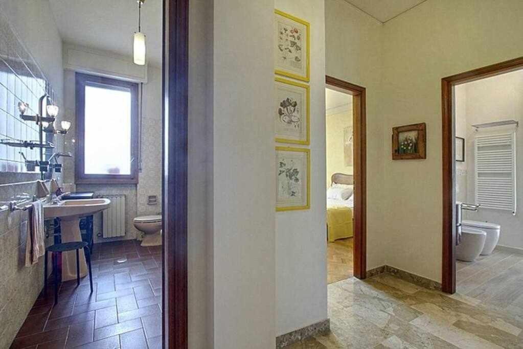 Frati Bigi With Two Bedrooms And Parking 佛罗伦萨 外观 照片