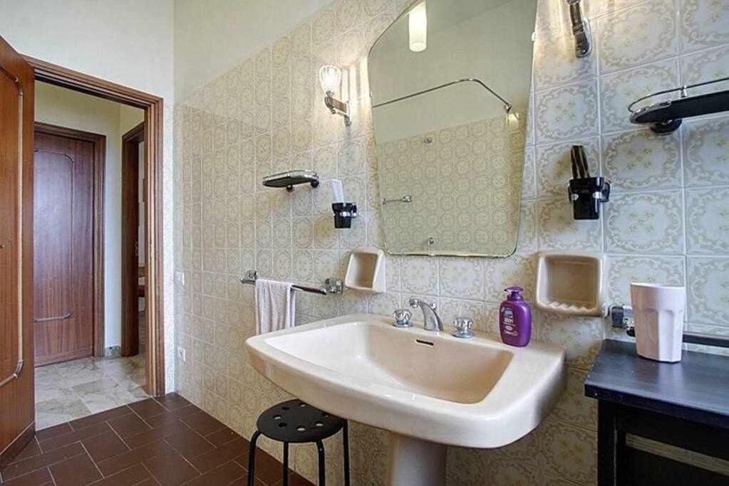 Frati Bigi With Two Bedrooms And Parking 佛罗伦萨 外观 照片