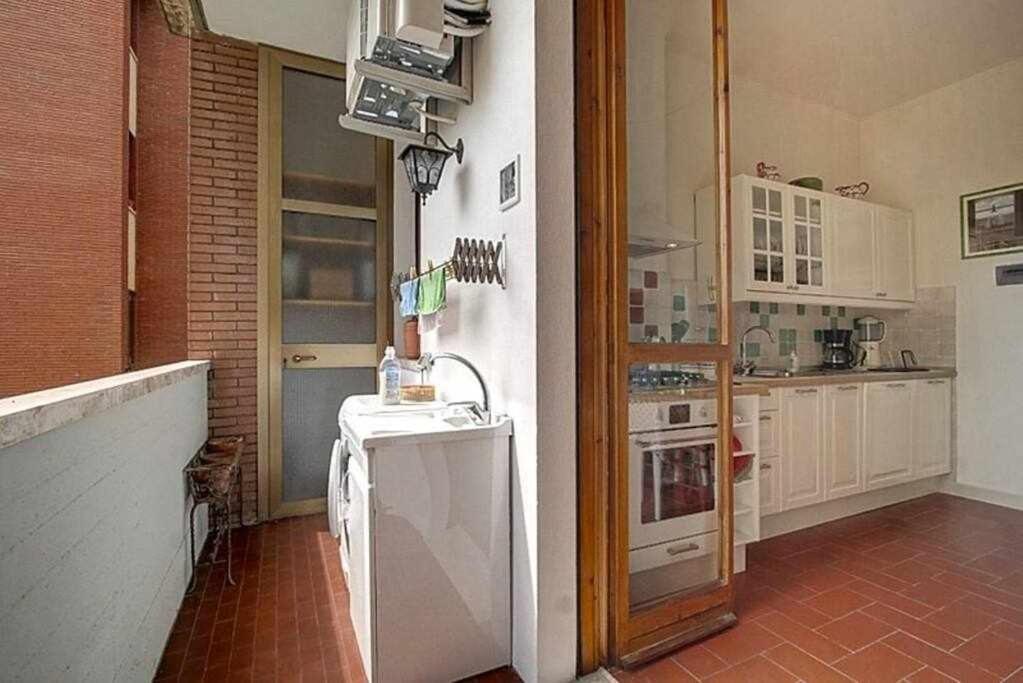 Frati Bigi With Two Bedrooms And Parking 佛罗伦萨 外观 照片